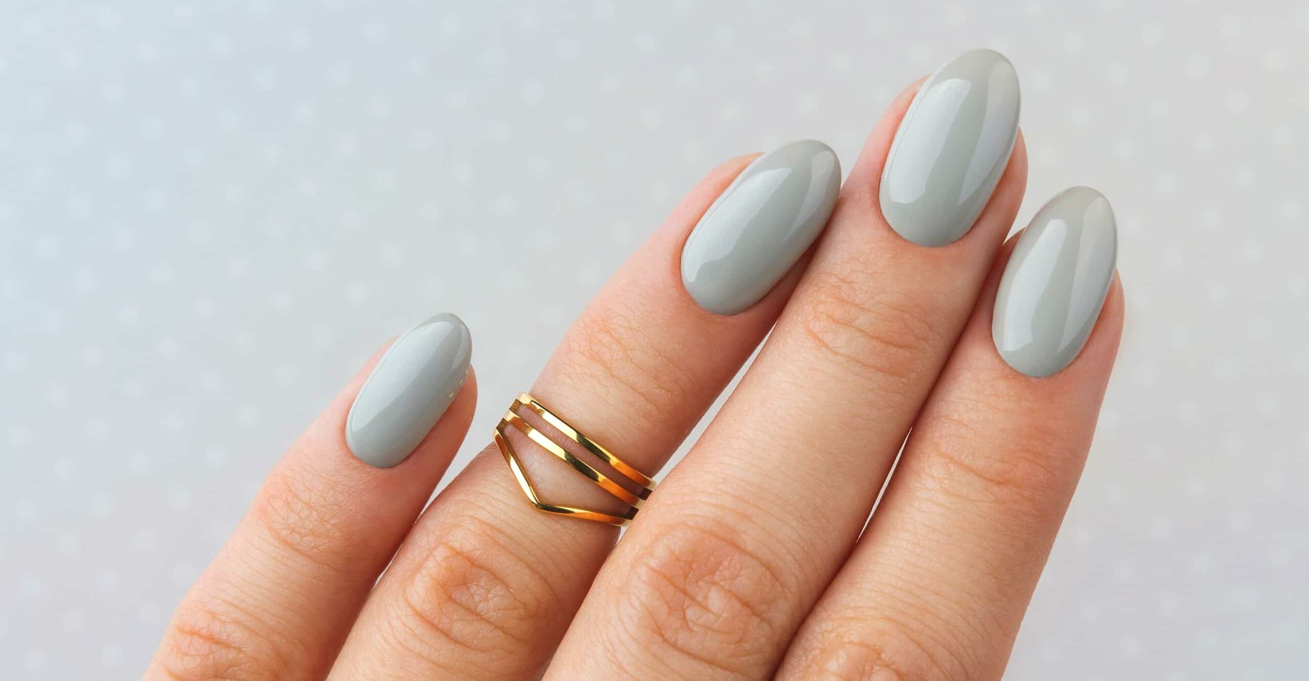 Gel vs. Acrylic Nails: What’s the Difference?